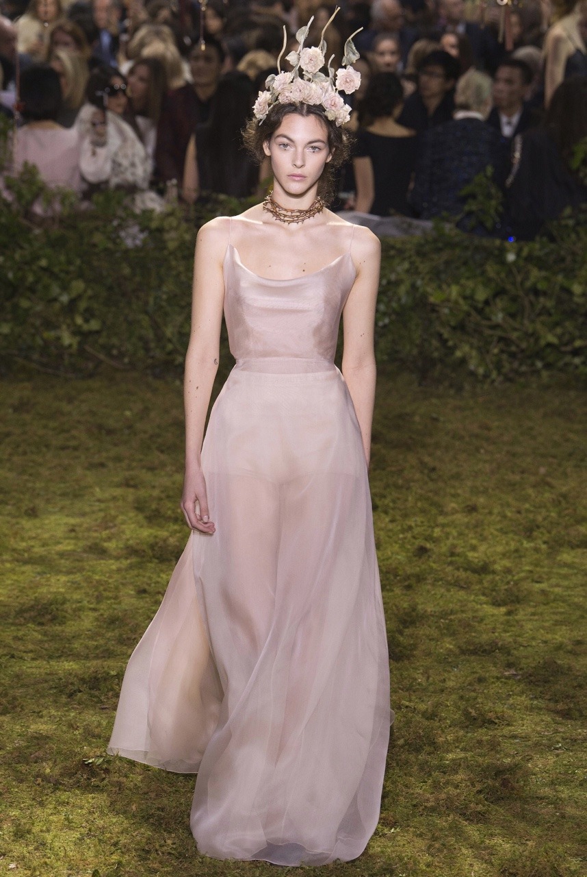 Dior Printemps/Été 2017 "La nuit enchanteresse" par Maria Grazia Chiru" 9 Dior ss17