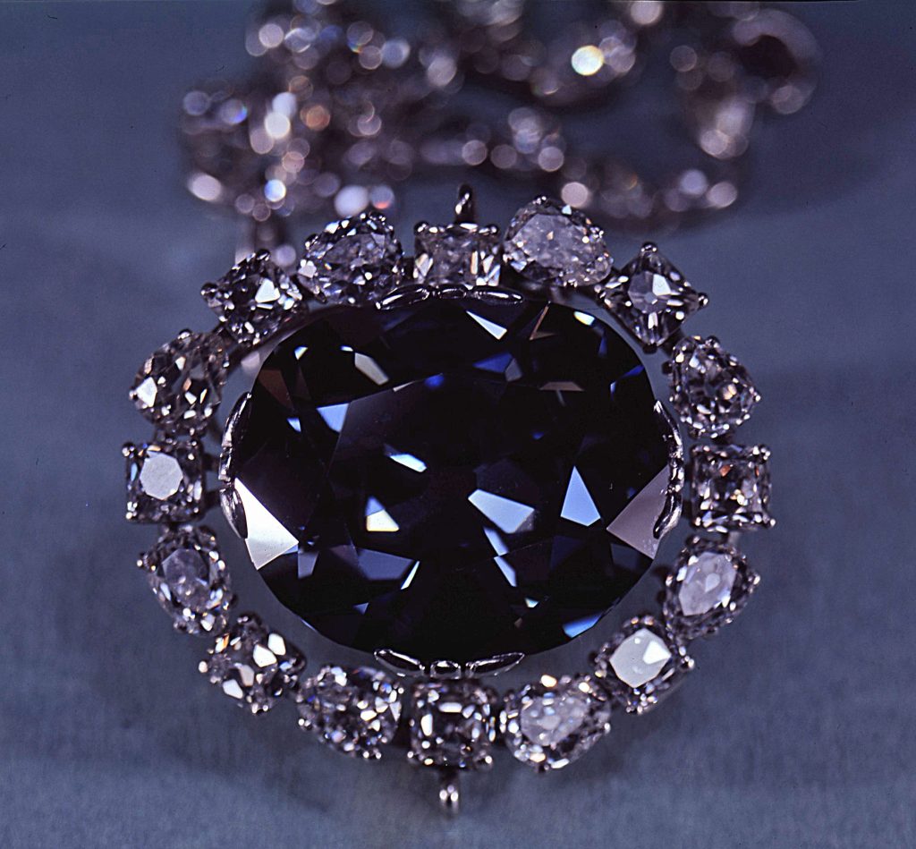 La Malédiction du Diamant Hope : Histoire et Destin Tragique 9 Diamant Hope Le Bleu de France