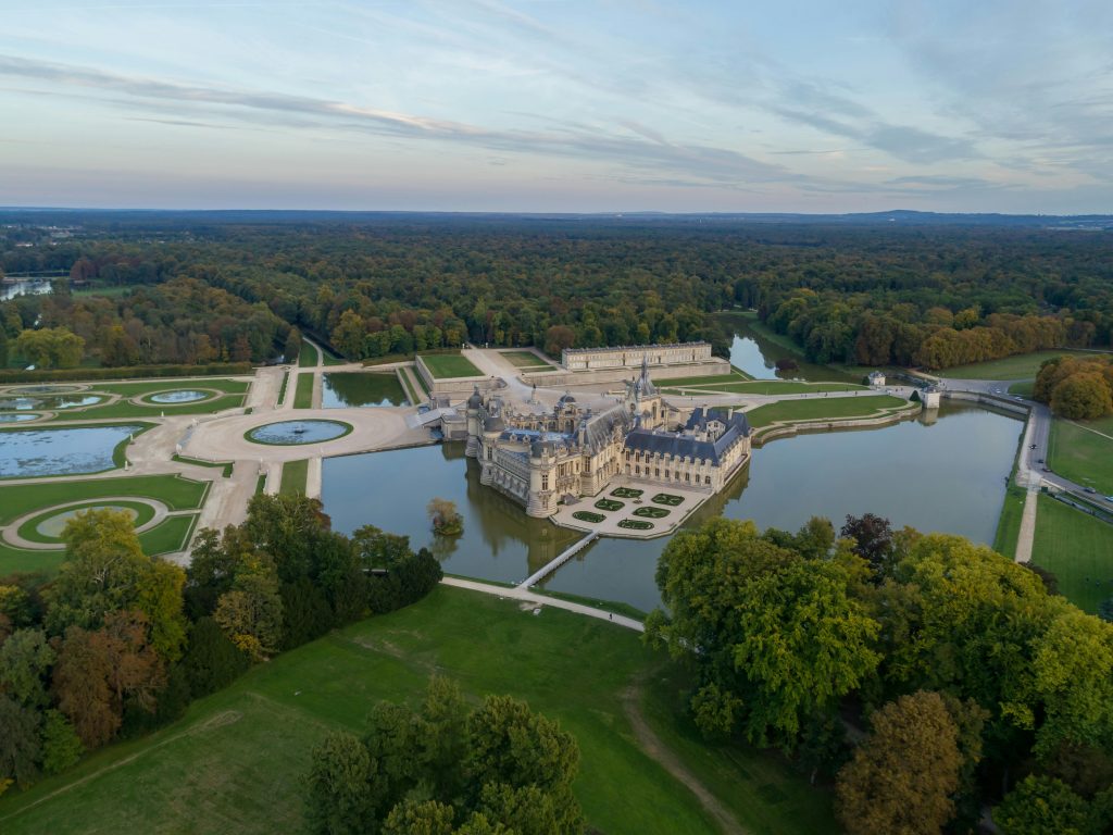 Top 5 des escapades à moins d'une heure de train depuis Paris 18 Escapade à Chantilly- Vues du Château