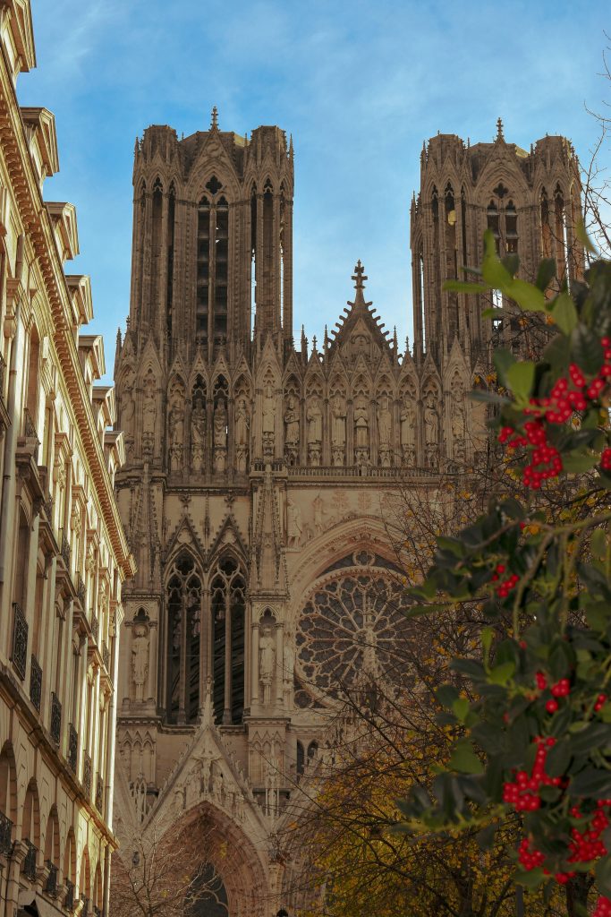 Top 5 des escapades à moins d'une heure de train depuis Paris 7 Cathédrale Notre Dame de Reims