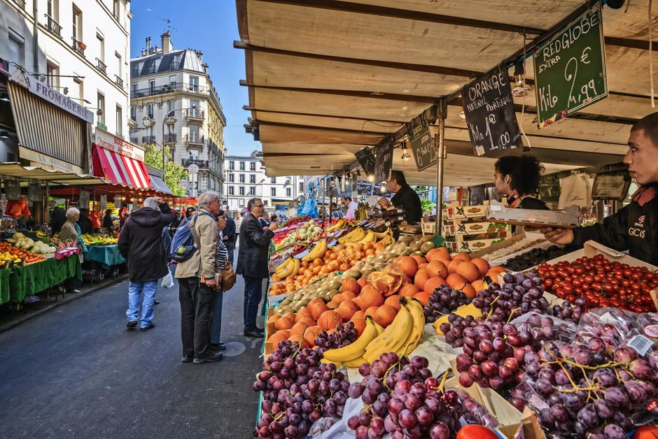 "Paris gourmand : l'itinéraire immersif et savoureux loin des clichés touristiques" 2 Le marché d'Aligre