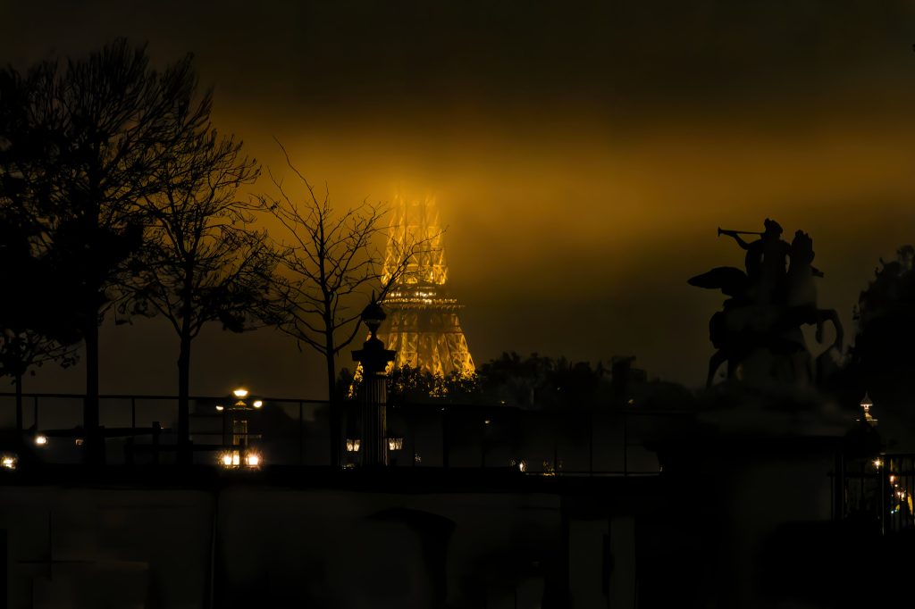 Paris la nuit- Copyright Hervé Ramboz Photographies